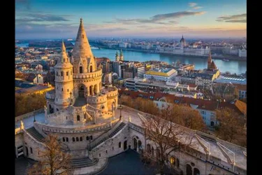 Viva Orta Avrupa Hallstatt 5 Ülke Turu Ajet İle / 6 Gece Otel Konaklamalı / Ankara Çıkışlı