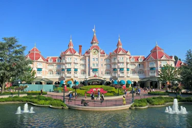 Paris Ve Disneyland Özel Turu Pegasus İle / 4 Gece Otel Konaklamalı / İstanbul Çıkışlı / 2027