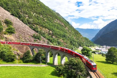 Bernina Treni İle Bir Avrupa Masalı Turu Pegasus Hava Yolları İle / 4 Gece Otel Konaklamalı / İstanbul Çıkışlı