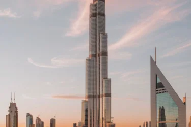 Abu Dhabi Ve Dubai Turu Türk Hava Yolları İle Vize Dahil / 4 Gece Otel Konaklamalı / İstanbul Çıkışlı